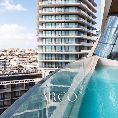 Cozy Mercury Tower With Rooftop Pool By Arcocollection Daire
