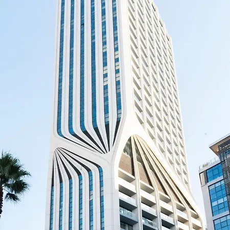 아파트 Cozy Mercury Tower With Rooftop Pool By Arcocollection *