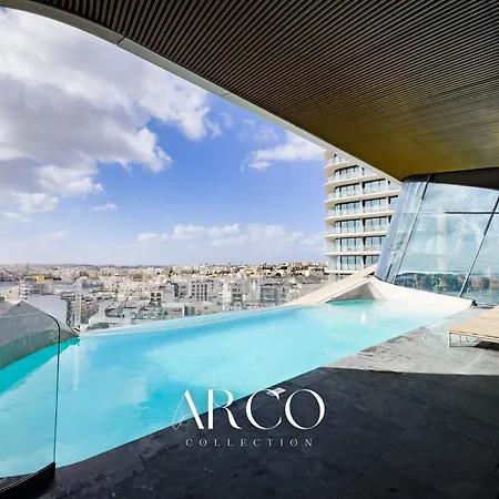 Cozy Mercury Tower With Rooftop Pool By Arcocollection 아파트